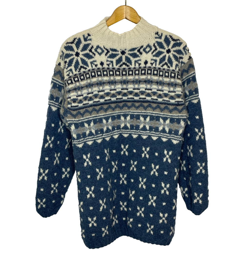 Women's Large L.L.Bean Blue Nordic Fair Isle Long Crewneck Sweater Wool